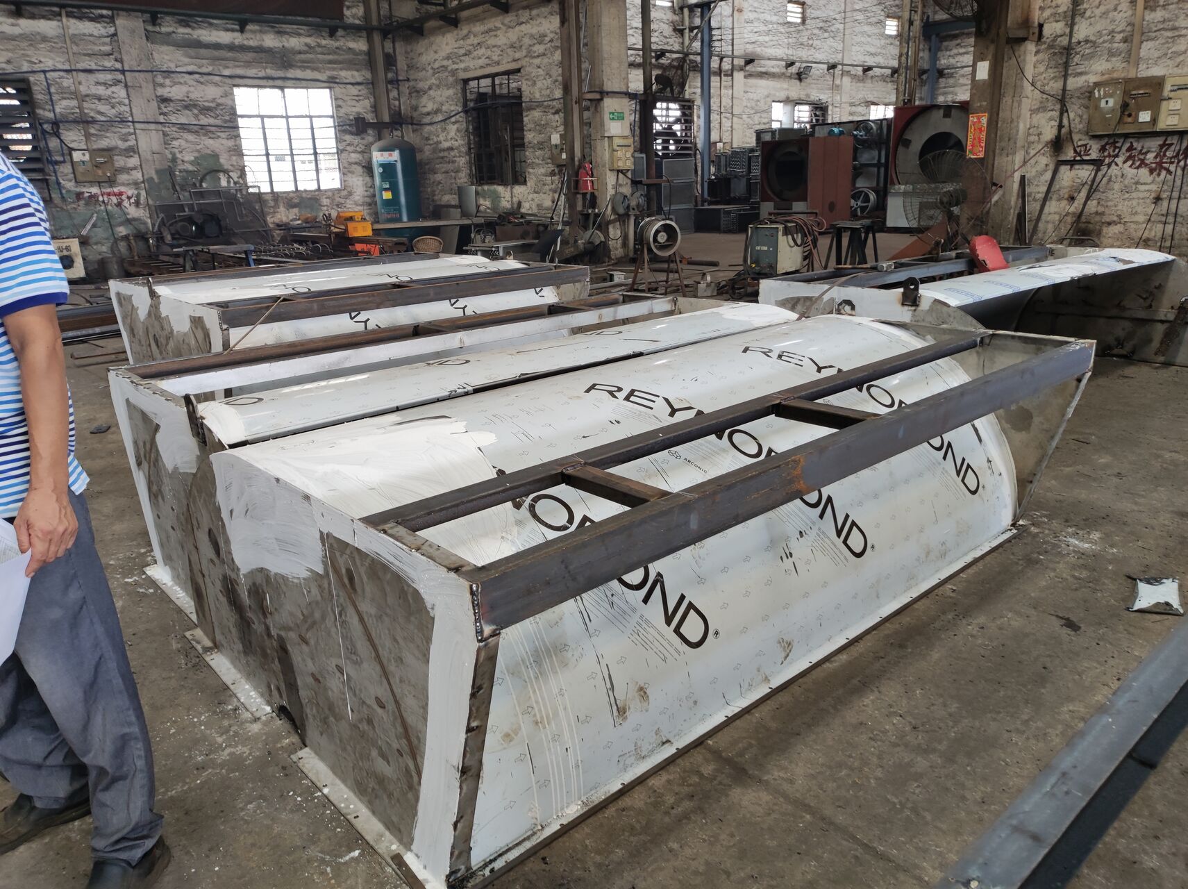 工业洗衣机选型要点与性能比照剖析